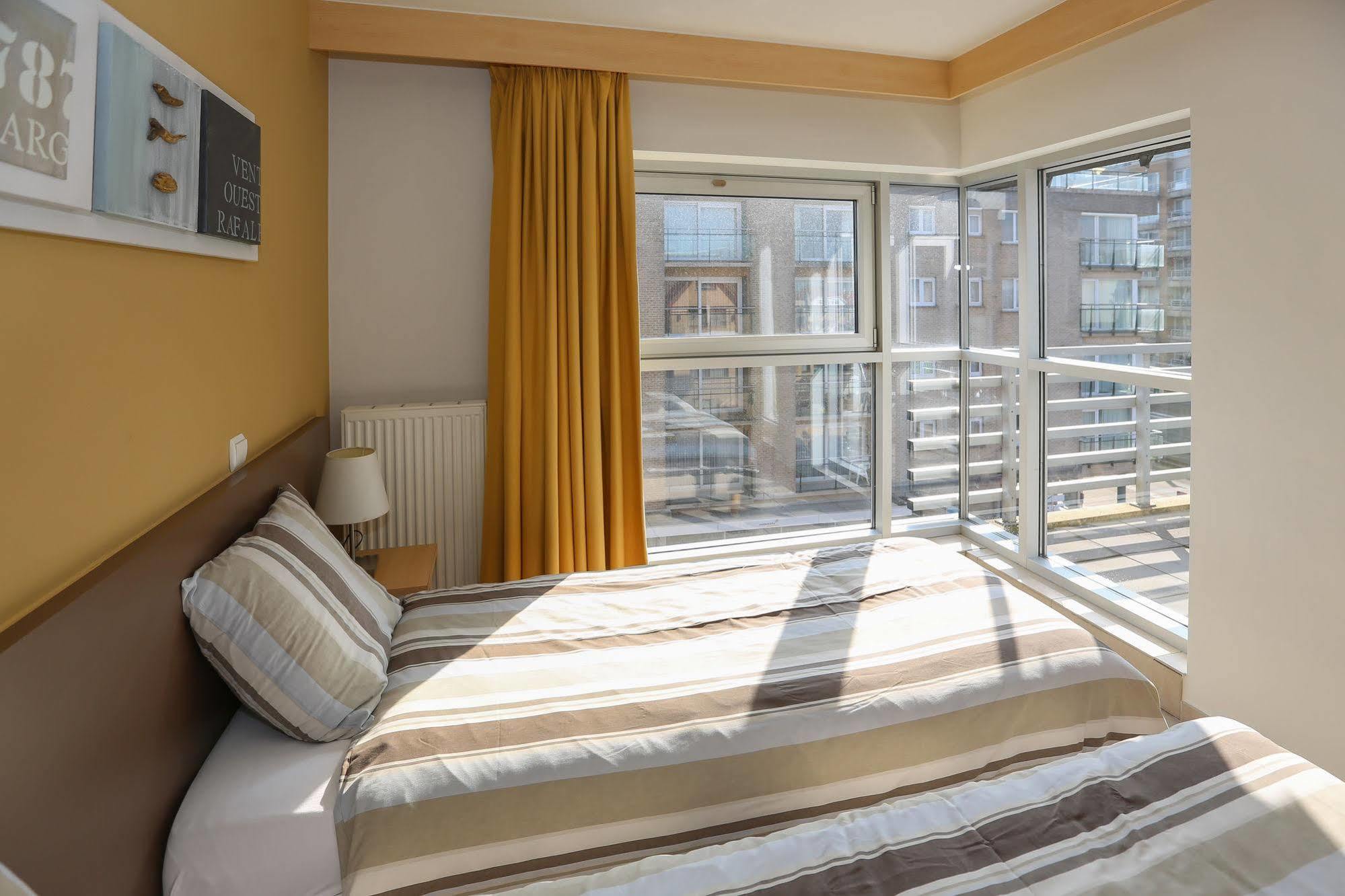 Belcasa Suitehotel Middelkerke Dış mekan fotoğraf